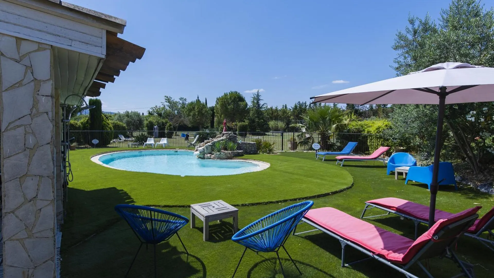 Luxury tent Roulotte Chez Manon En Luberon Hotel Lagnes